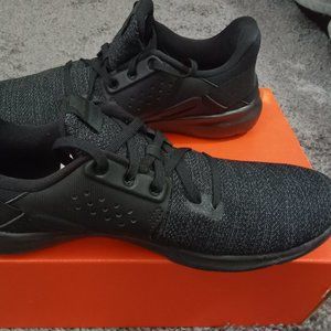 Nike Flex Control 3   size 8.5 in Men's